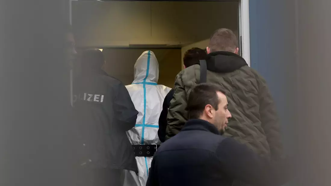 Der mutmaßliche Messerstecher von Aschaffenburg könnte wegen einer psychischen Erkrankung schuldunfähig sein. (Archivbild) - Bild: Daniel Löb/dpa