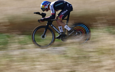 Nur die zwei Rad-Superstars Pogacar und Vingegaard waren vor ihm. - Foto: Anne-Christine Poujoulat/AFP/dpa
