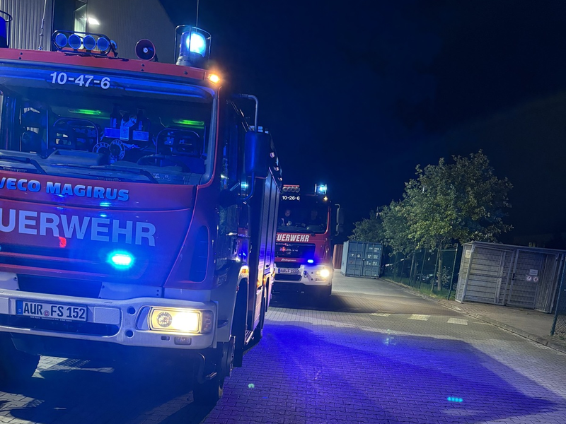 FW-AUR: Simultane Feueralarme zu später Stunde - Foto: presseportal.de