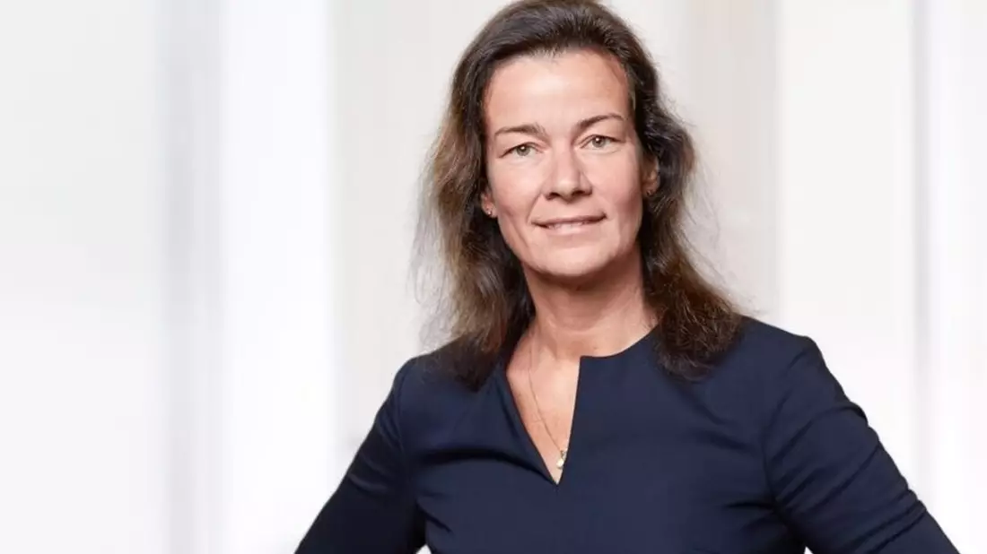 Zu ehrgeizig oder nicht ambitioniert genug: Öffentlichkeit beurteilt weibliche CEOs kritischer als männliche Vorstandschefs - Bild: presseportal.de