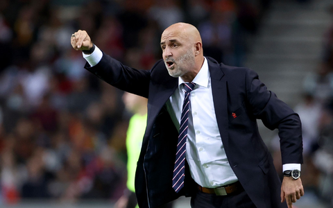 Polens Trainer Michal Probierz ist nach einem Streit mit Star-Fußballer Robert Lewandowski zurückgetreten. - Foto: Luis Vieira/AP/dpa Polens Trainer Michal Probierz ist nach einem Streit mit Star-Fußballer Robert Lewandowski zurückgetreten. - Foto: Luis Vieira/AP/dpa