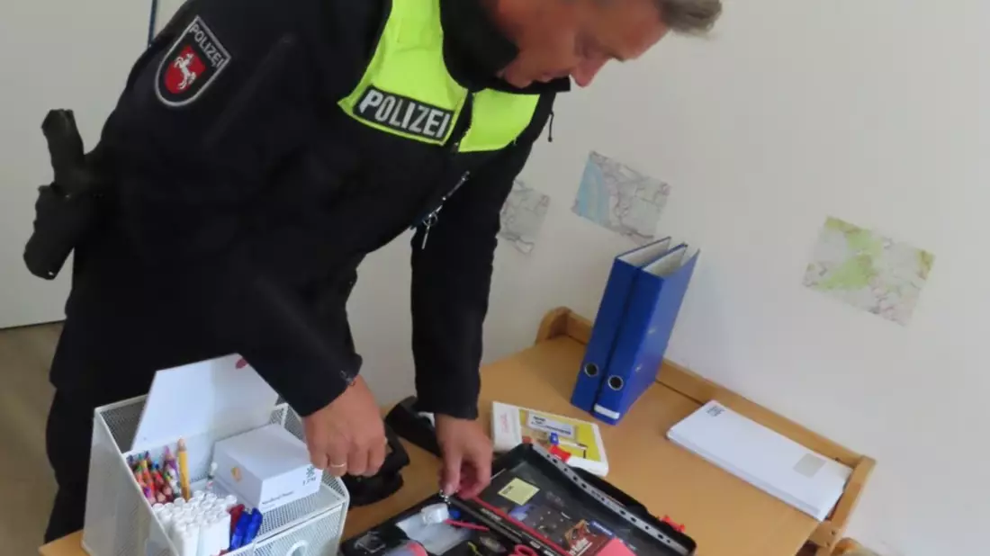 POL-EL: Nordhorn - Kleine Spürnasen ermitteln - Bild: presseportal.de