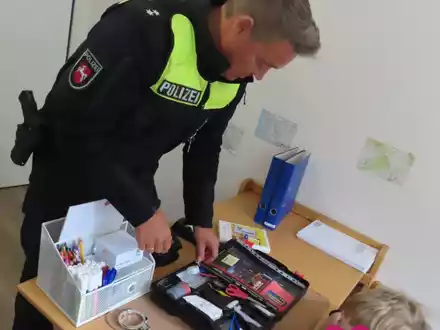 POL-EL: Nordhorn - Kleine Spürnasen ermitteln - Foto: presseportal.de