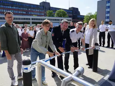 POL-LG: Neuer Trainingsstützpunkt bei der Polizeidirektion Lüneburg eröffnet - Polizei investiert in professionelle Einsatzvorbereitung - Foto: presseportal.de