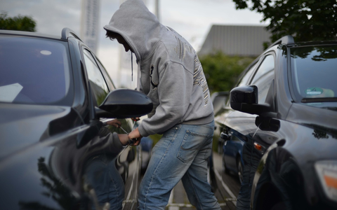 POL-ME: Mehrere Autos aufgebrochen - Polizei ermittelt - 2506054 - Foto: presseportal.de