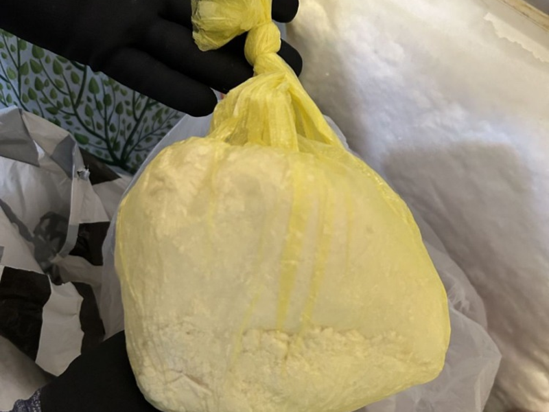 ZOLL-H: Gemeinsame Presseerklärung Staatsanwaltschaft Aurich / Zollfahndungsamt Hannover - Durchsuchungen im Drogenmilieu bei Aurich - Sicherstellung von 1 kg Amphetamin, 1 kg Cannabis und 10.000 Euro Bargeld - Foto: presseportal.de