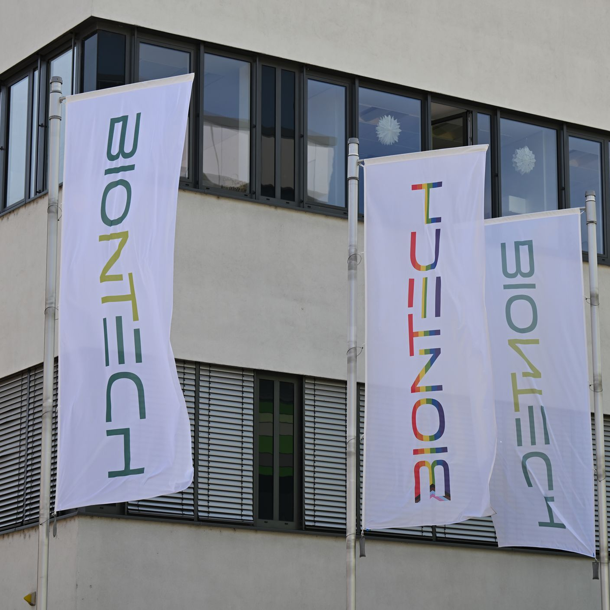 Biontech hat den Streit mit Übernahmekandidat Curevac um Patentrechte im Zusammenhang mit Covid-19-Impfstoff ad acta gelegt. (Archivfoto) - Foto: Arne Dedert/dpa