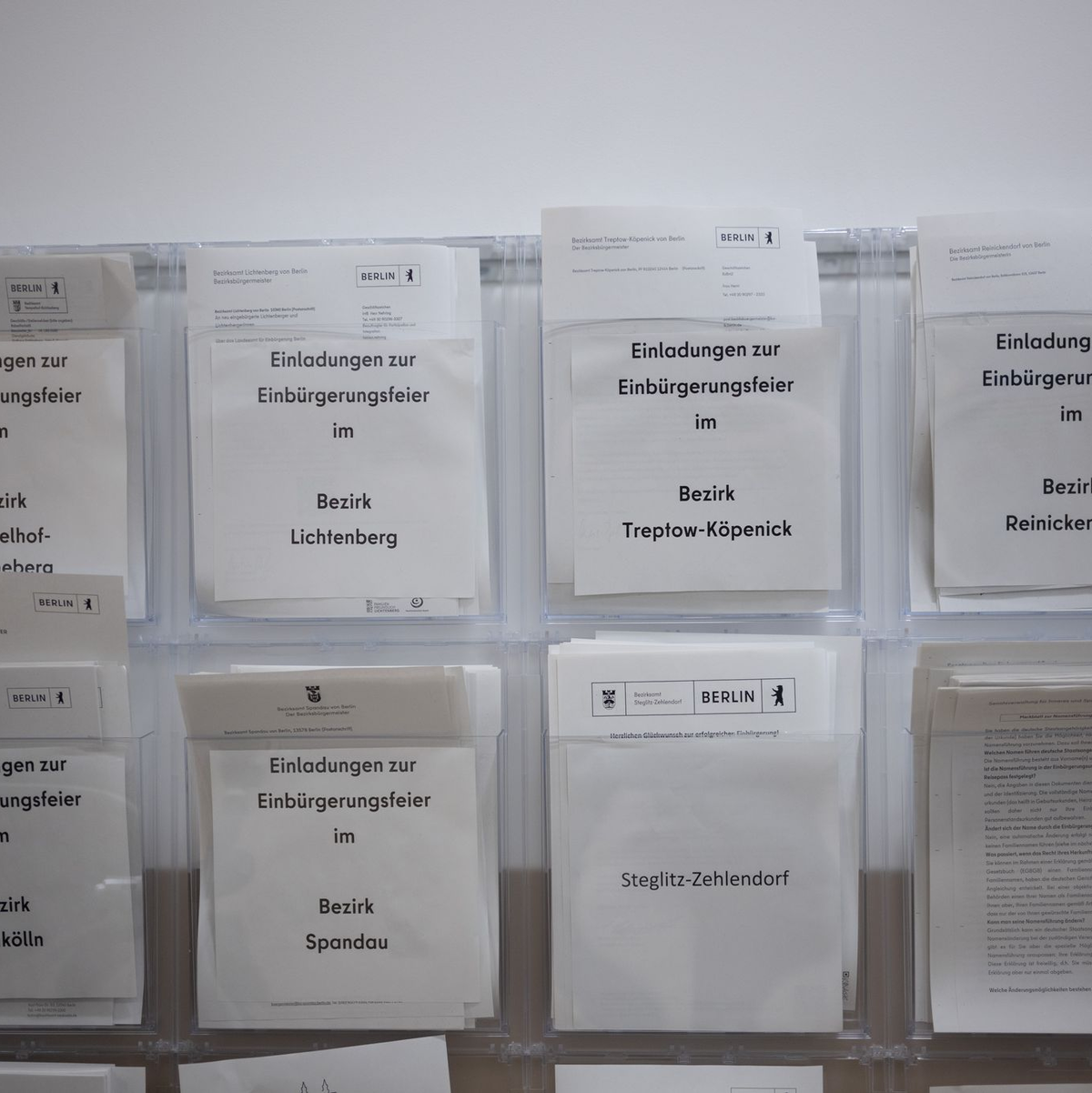 In Berlin gab es deutlich mehr Einbürgerungen nach drei Jahren aufgrund besonderer Integrationsleistungen als etwa in Bayern oder Hamburg. (Archivfoto) - Foto: Sebastian Gollnow/dpa