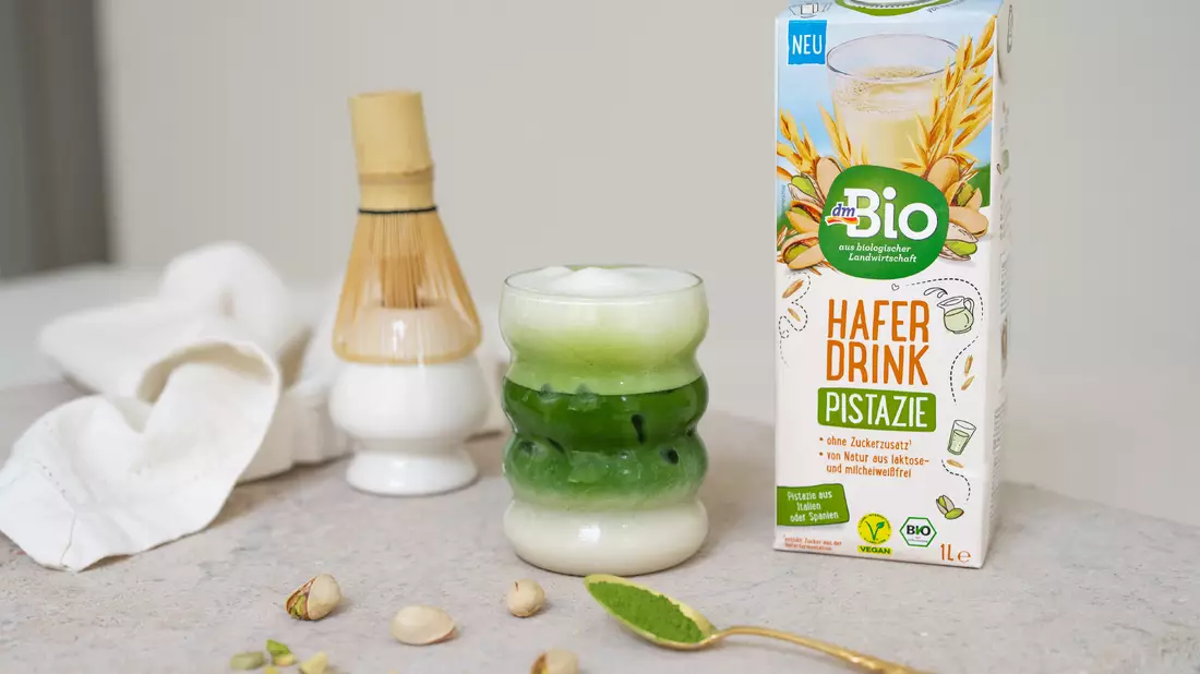 dmBio Haferdrink Pistazie - Bild: dm/studiosoco über pressetext.de