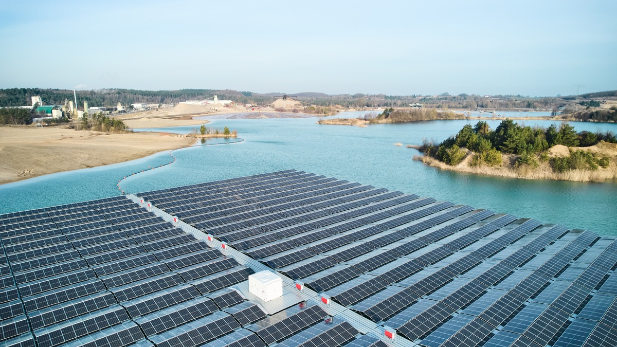 Vom regionalen Projektentwickler zum Innovationstreiber: Michael Reichert und Ingo Berens führen die WI Energy GmbH in die GreenTech Zukunft - Foto: presseportal.de