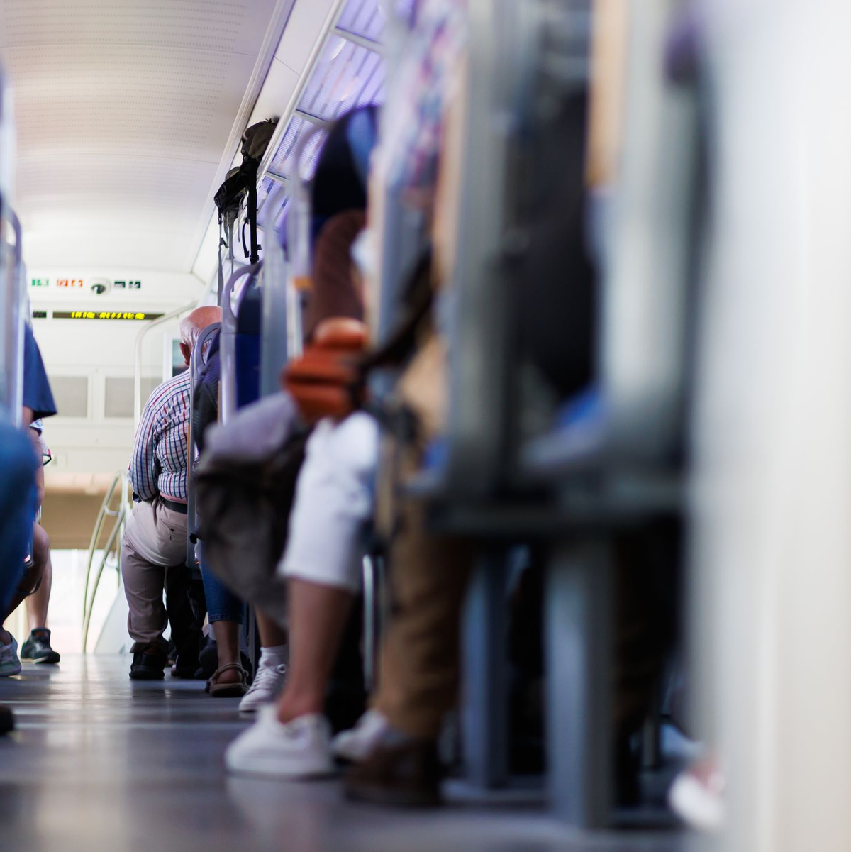  Die Deutsche Bahn will die Familienreservierung ab dem 15. Juni nicht mehr anbieten. (Archivbild) - Foto: Philipp von Ditfurth/dpa