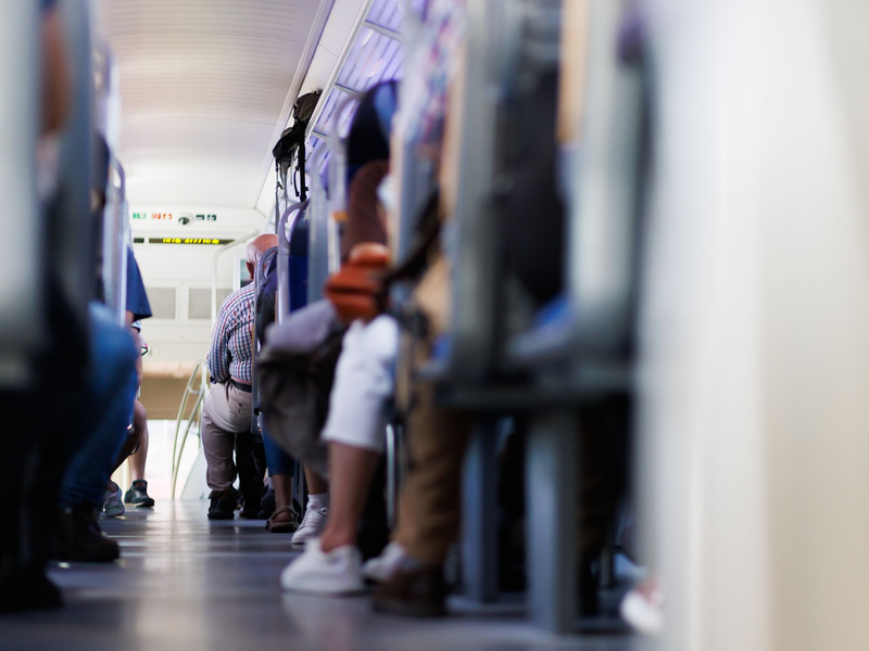  Die Deutsche Bahn will die Familienreservierung ab dem 15. Juni nicht mehr anbieten. (Archivbild) - Foto: Philipp von Ditfurth/dpa