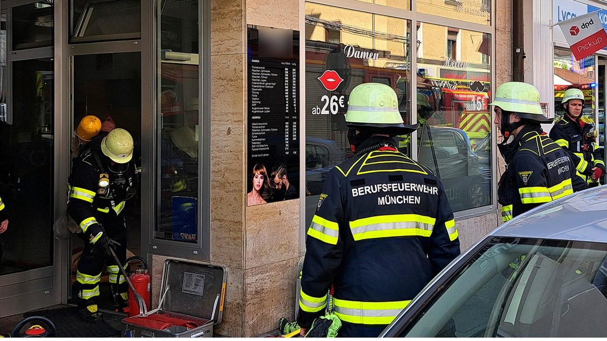 FW-M: Elektrobrand in Friseursalon (Neuhausen) - Foto: presseportal.de