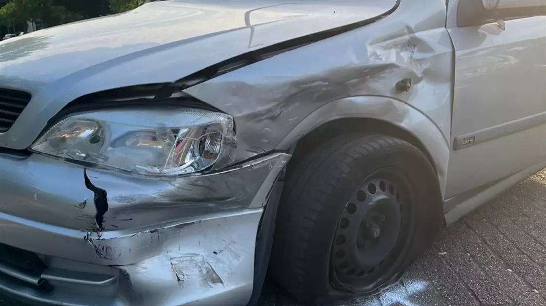 POL-DU: Bergheim: Zwei Schwerverletzte nach Verkehrsunfall - Bild: presseportal.de