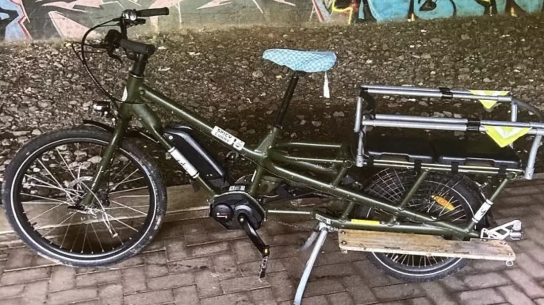 POL-MR: Wem gehört das Lastenrad+Zigarettenautomaten in Stadtallendorf aufgebrochen+Anhänger und Lehmofen abgebrannt+Unfallflucht am Biedenkopfer Freibad+Audi beschädigt+Roter Kleinbus gesucht - Bild: presseportal.de