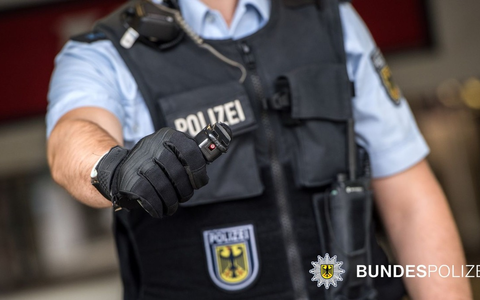 Bundespolizeidirektion München: Pfeffersprayeinsatz im Hauptbahnhof - Foto: presseportal.de