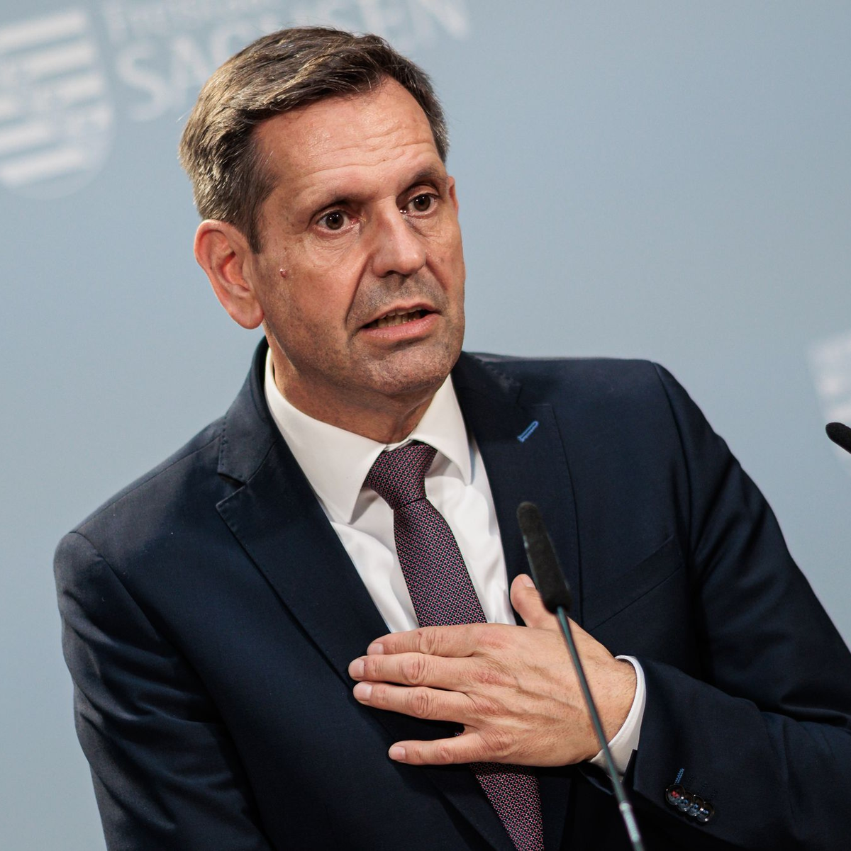 Olaf Lies fordert eine sozial gerechte Förderung für den Wechsel zur Wärmepumpe. (Archivbild) - Foto: Carsten Koall/dpa