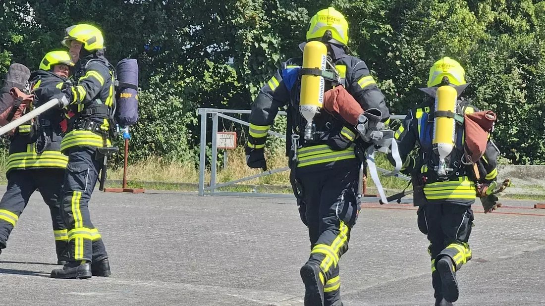 FW Rheingau-Taunus: Feuerwehrleistungsübung bei hochsommerlichen Temperaturen - Hohenstein - Breithardt verteidigt den Titel - Bild: presseportal.de
