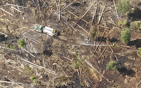 FW Kreis Soest: Vierte Folgemeldung zum Waldbrand am Möhnesee - Foto: presseportal.de