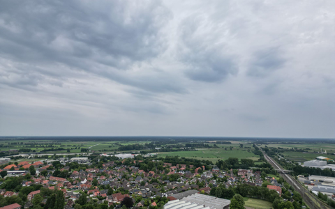 Der Deutsche Wetterdienst hat bundesweit alle bestehenden Unwetterwarnungen vor schweren Gewittern aufgehoben. - Foto: Lars Penning/dpa Der Deutsche Wetterdienst hat bundesweit alle bestehenden Unwetterwarnungen vor schweren Gewittern aufgehoben. - Foto: Lars Penning/dpa