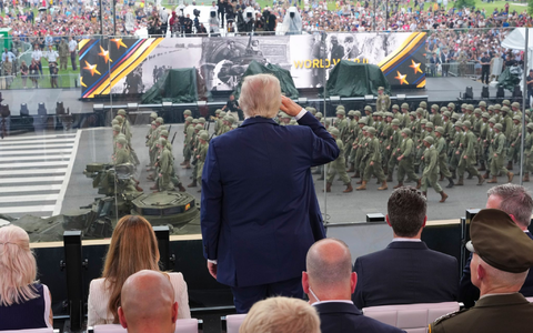 Die Parade fand zum Geburtstag des US-Heers statt.  - Foto: Doug Mills/Pool The New York Times/AP/dpa