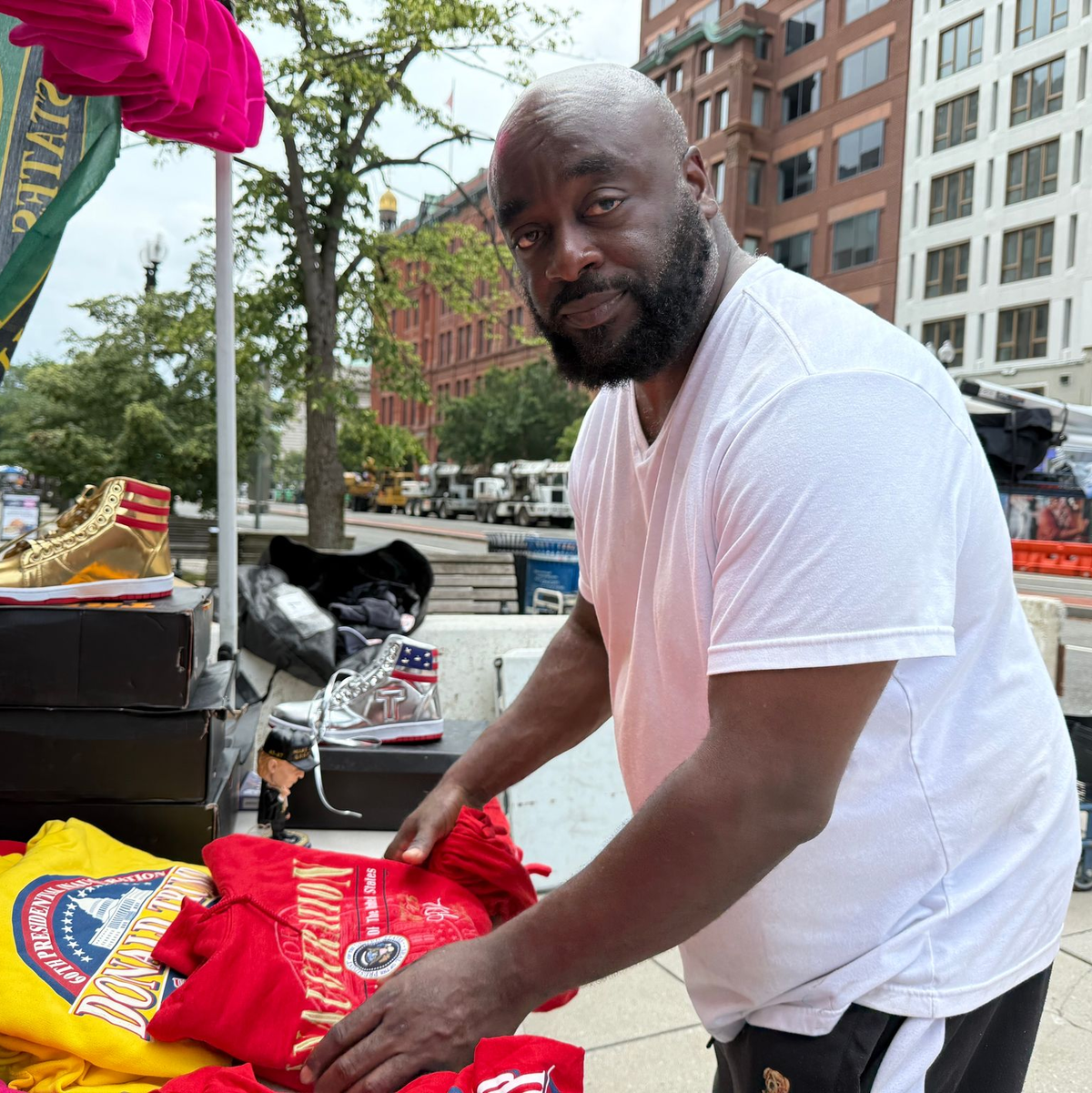 Jonas Williams sieht sich als Unterstützer Trumps.  - Foto: Franziska Spiecker/dpa