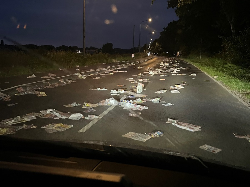 POL-VIE: Unbekannte warfen Wochenendzeitungen auf die Fahrbahn und verursachten eine Gefahrenstelle - Polizei sucht Zeugen - Foto: presseportal.de