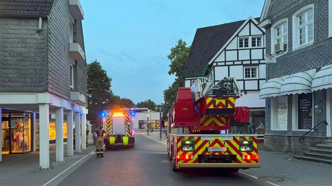 FW-EN: Mehrere Einsätze und viel Betrieb bei der Feuerwehr Herdecke am Samstag - Bild: presseportal.de