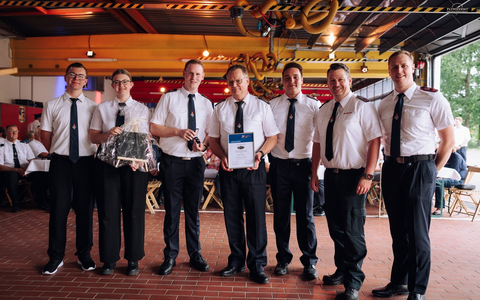 FW-WRN: Ehre für 18 Jahre Engagement - Stadtbrandinspektor Thomas Temmann feierlich verabschiedet - Foto: presseportal.de