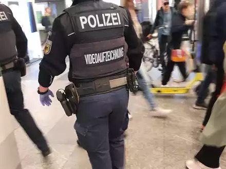 BPOL-HB: Wegen Drogenbesitzes verhaftet Bundespolizei 32-Jährigen am Hauptbahnhof - Foto: presseportal.de
