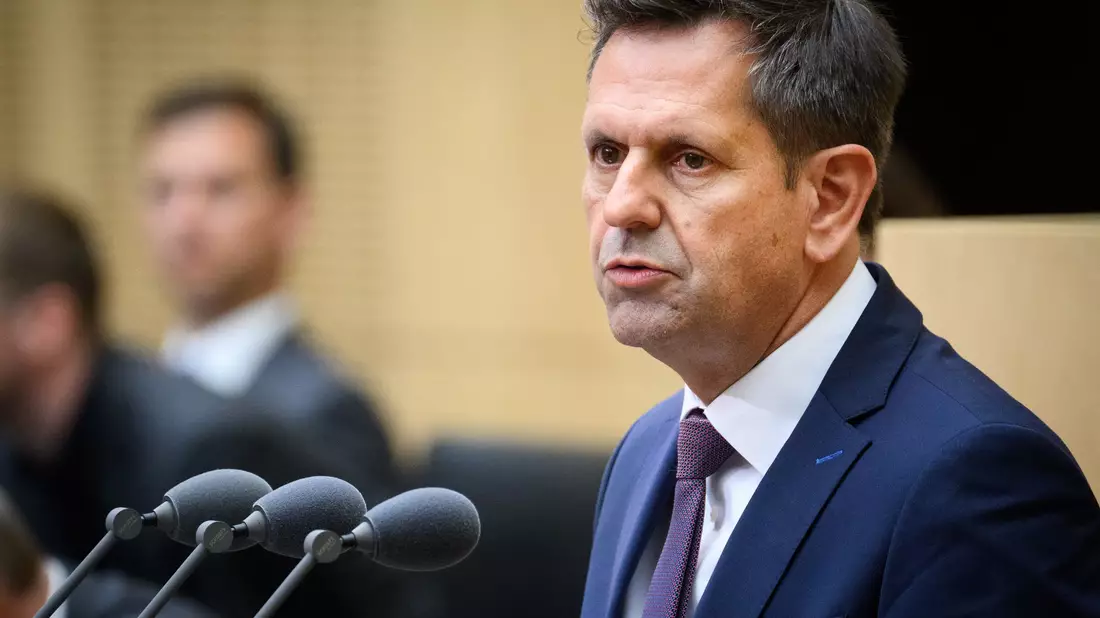 Niedersachsens Ministerpräsident Lies nimmt die Bundesregierung in die Pflicht. (Archivbild) - Bild: Bernd von Jutrczenka/dpa
