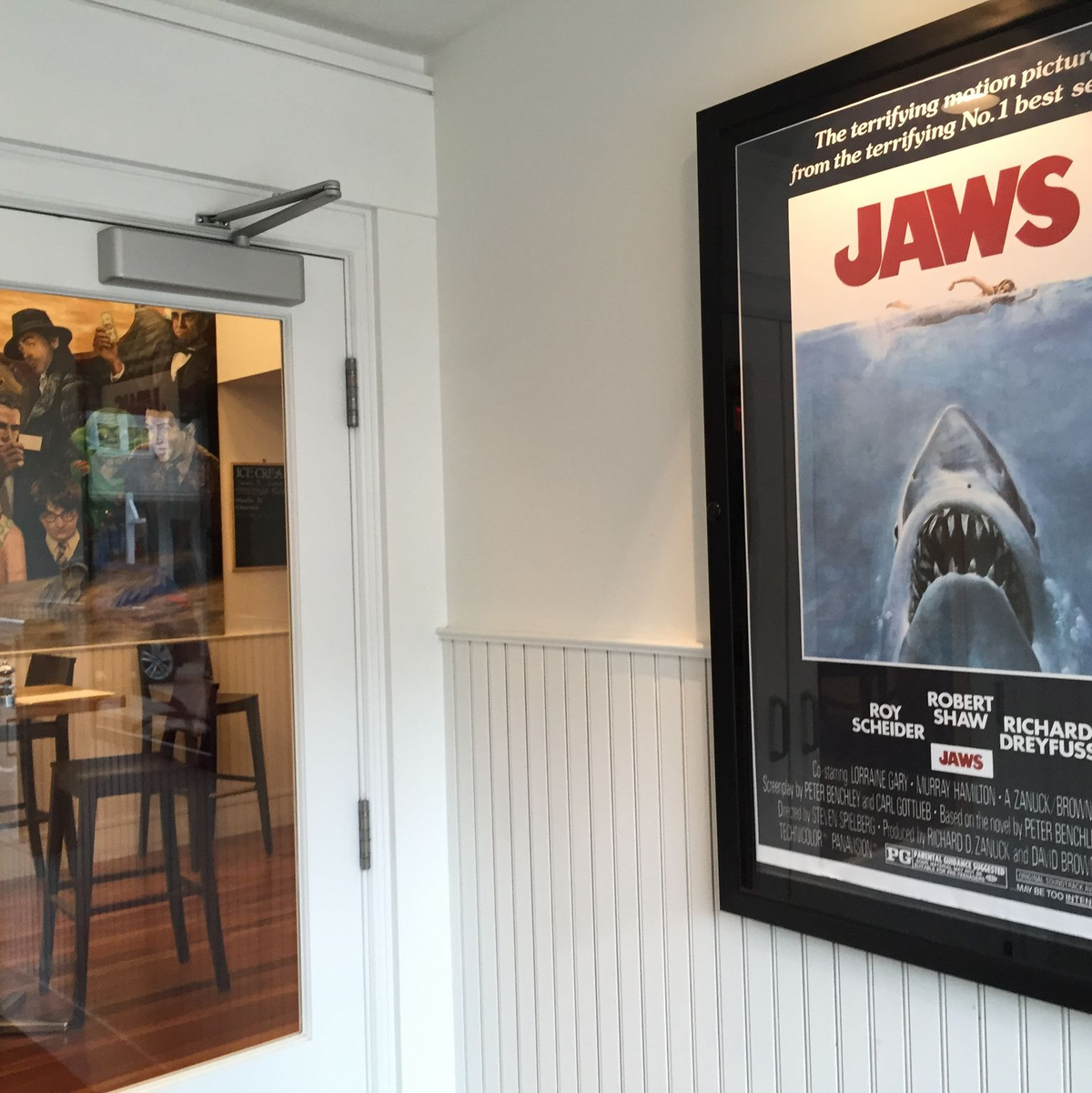 Mit dem «weißen Hai» wurde das Merchandising als wesentliche Einnahmequelle von Blockbuster-Filmen eingeführt. (Archivbild) - Foto: picture alliance / dpa