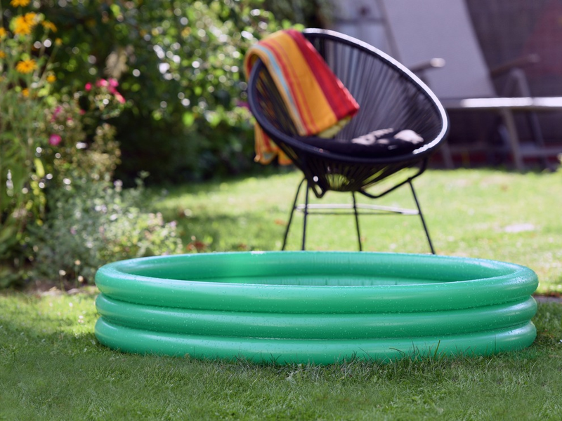 TÜV SÜD erklärt, worauf bei Planschbecken zu achten ist - Foto: presseportal.de