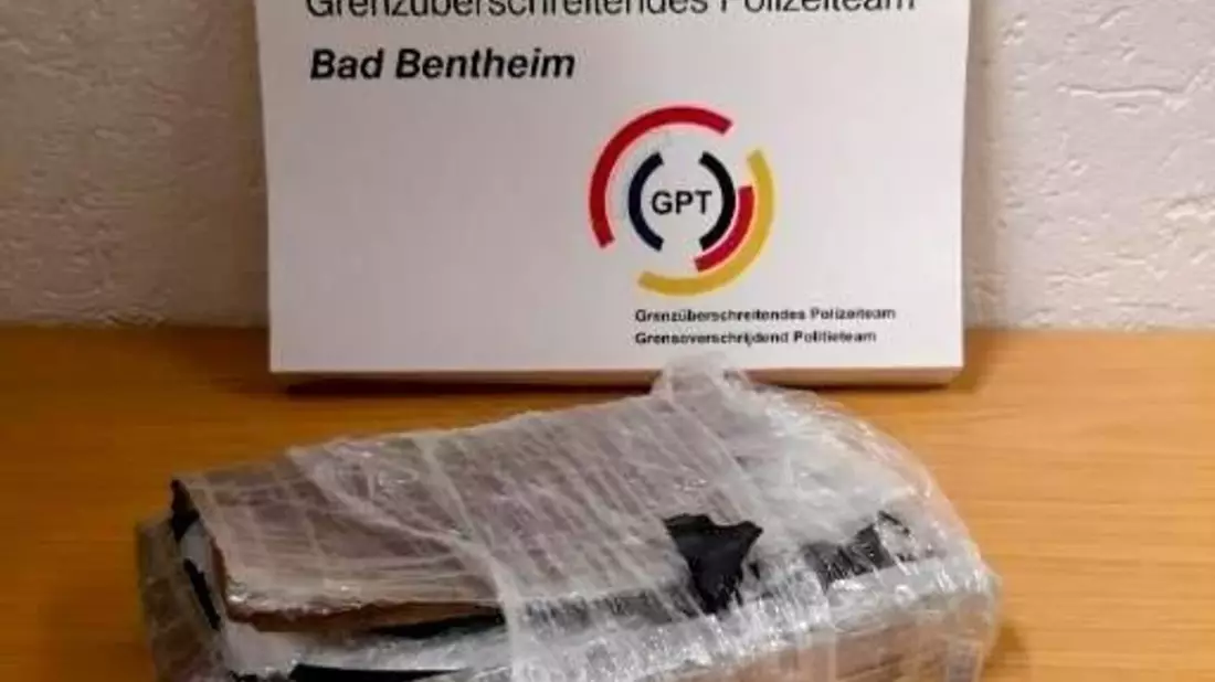 BPOL-BadBentheim: Rund 1,2 Kilo Kokain im Wert von rund 87.000 Euro beschlagnahmt - Bild: presseportal.de