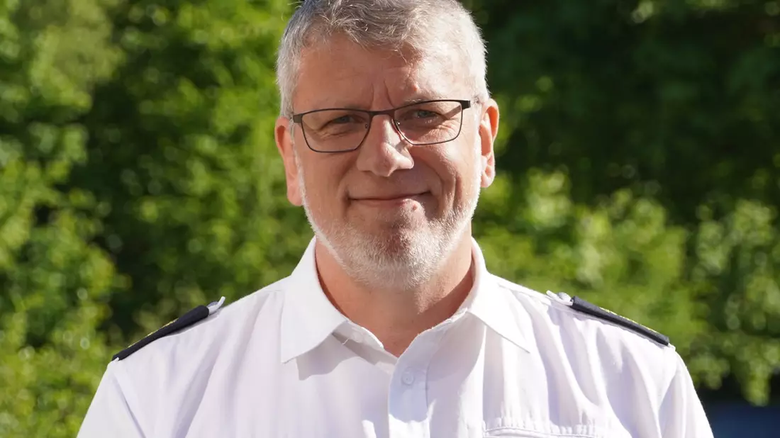 POL-GÖ: (255/2025) Hilferufe am ZOB: Couragierte Zeugen eilen attackiertem Polizisten zu Hilfe, Beamter von mutmaßlichem Fahrraddieb verletzt, Richter erlässt U-Haftbefehle gegen zwei Tatverdächtige - Bild: presseportal.de