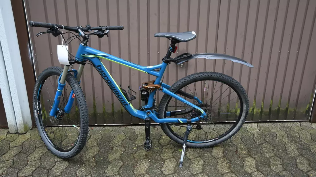POL-GÖ: (196/2025) Hochwertiges Mountainbike samt LEGO®-Bausteinmodelle sichergestellt - Polizei bittet um Hinweise zum Eigentümer - Bild: presseportal.de
