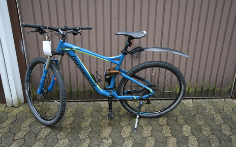 POL-GÖ: (196/2025) Hochwertiges Mountainbike samt LEGO®-Bausteinmodelle sichergestellt - Polizei bittet um Hinweise zum Eigentümer - Foto: presseportal.de