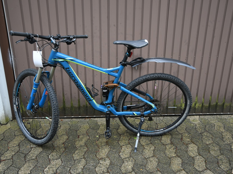 POL-GÖ: (196/2025) Hochwertiges Mountainbike samt LEGO®-Bausteinmodelle sichergestellt - Polizei bittet um Hinweise zum Eigentümer - Foto: presseportal.de
