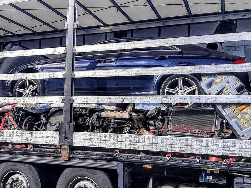 BPOL-KI: Bundespolizei stellt in Spanien gestohlenen Mercedes sicher - Foto: presseportal.de