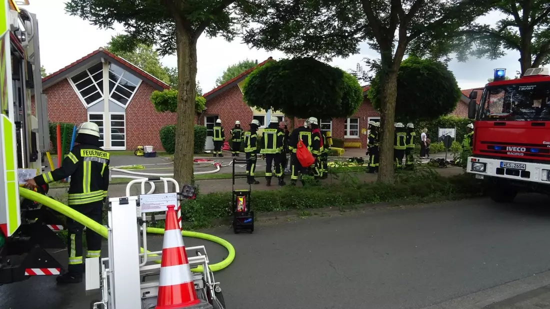 FW Sonsbeck: Brand in Kindertagesstätte - Alle Kinder und Erwachsenen unverletzt - Bild: presseportal.de