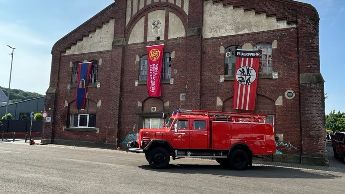FW Dinslaken: Dinslaken war Gastgeber für den Leistungsnachweis der Floriansjünger des Kreises Wesel - Foto: presseportal.de
