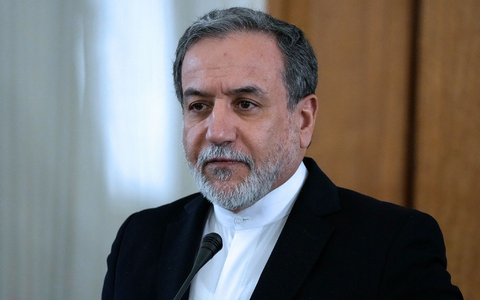 Irans Außenminister Araghtschi zeigt sich zu Verhandlungen über das Atomprogramm seines Landes bereit. (Archivbild) - Foto: Vahid Salemi/AP/dpa