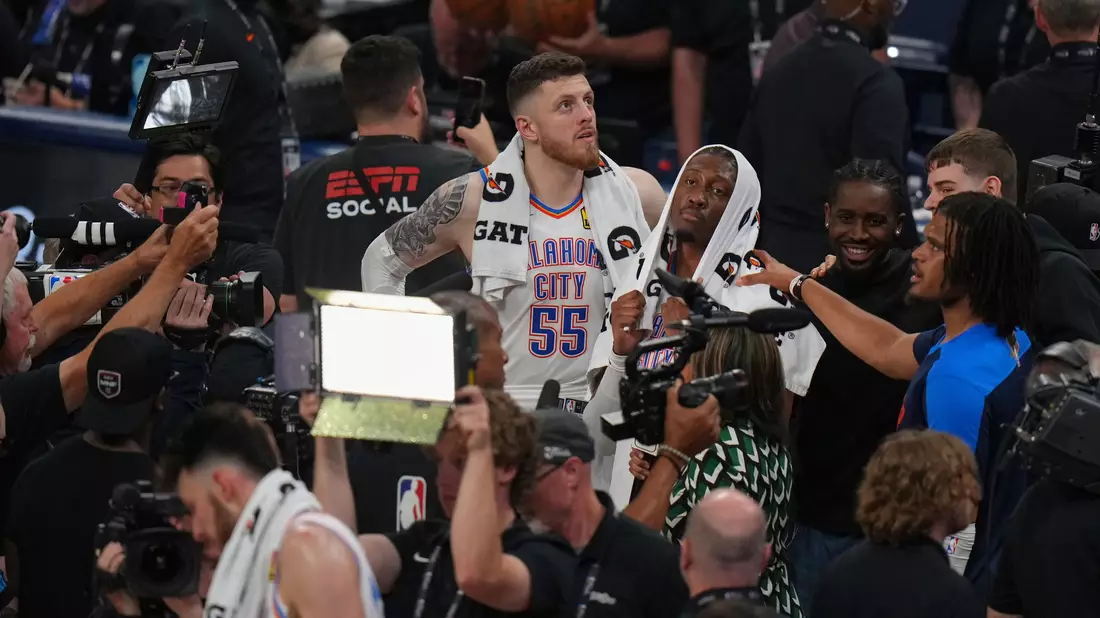 Isaiah Hartenstein will mit Oklahoma City Thunder den NBA-Titel holen. - Bild: Nate Billings/AP/dpa