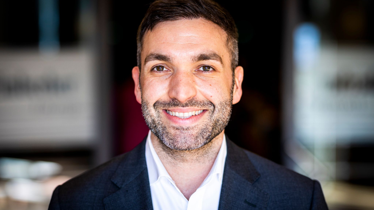 Konstantin Kuhle hat seinen langjährigen Partner Gino Liguori geheiratet. (Archivbild) - Foto: Moritz Frankenberg/dpa