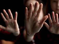 Immer mehr Mädchen und Frauen werden Opfer sexualisierter Gewalt in Kriegen / SOS-Kinderdörfer zum Internationalen Tag für die Beseitigung sexueller Gewalt in Konflikten am 19. Juni - Foto: presseportal.de