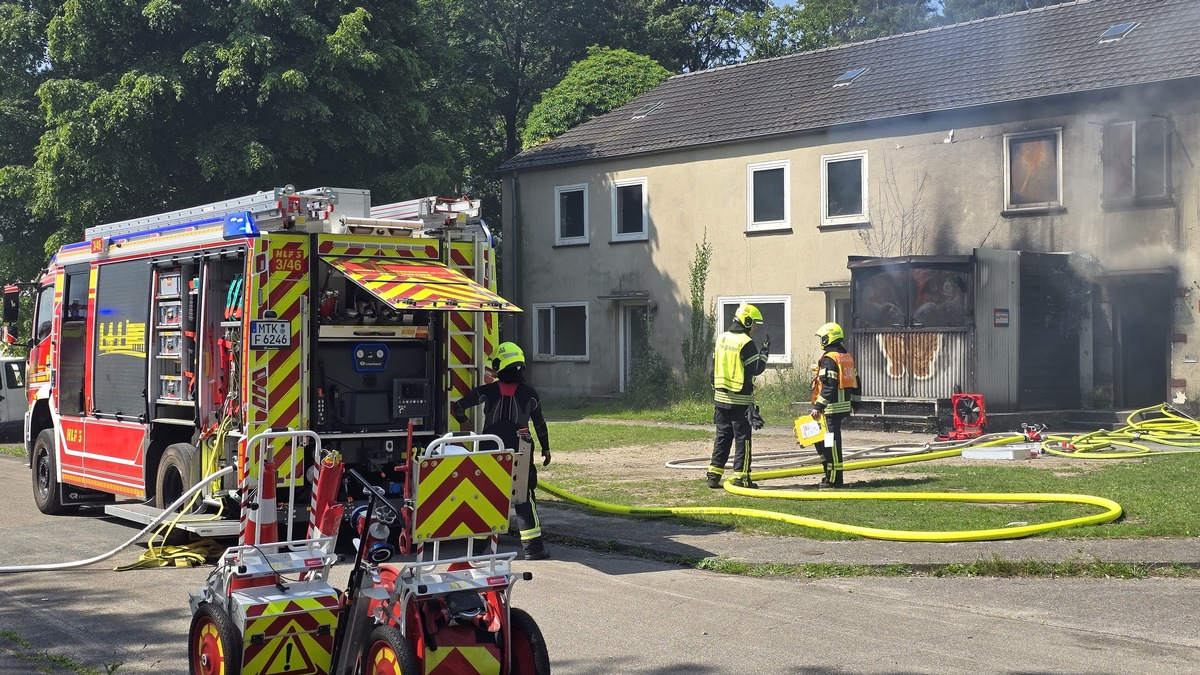 Feuerwehr MTK: Ausbildung unter Realbedingungen: Intensives Übungswochenende auf Europas größtem Übungszentrum - Foto: presseportal.de
