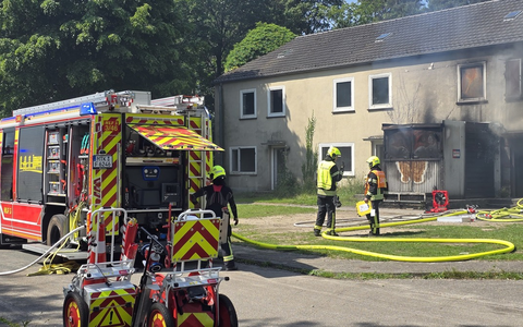 Feuerwehr MTK: Ausbildung unter Realbedingungen: Intensives Übungswochenende auf Europas größtem Übungszentrum - Foto: presseportal.de