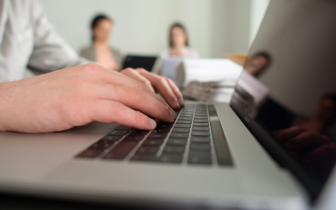In Deutschland arbeiten im EU-Vergleich besonders viele Menschen in Teilzeit - vor allem Frauen. (Archivbild) - Foto: Klaus-Dietmar Gabbert/dpa In Deutschland arbeiten im EU-Vergleich besonders viele Menschen in Teilzeit - vor allem Frauen. (Archivbild) - Foto: Klaus-Dietmar Gabbert/dpa