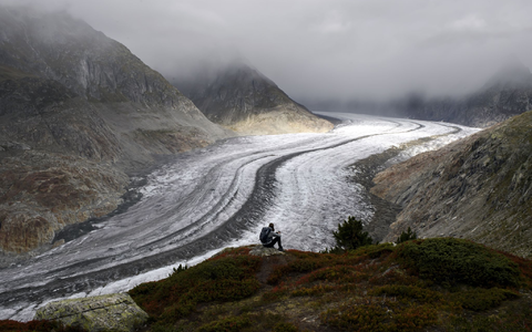 Der Klimawandel sorgt für einen Temperaturanstieg im Permafrost (Archivbild) - Foto: Anthony Anex/KEYSTONE/dpa