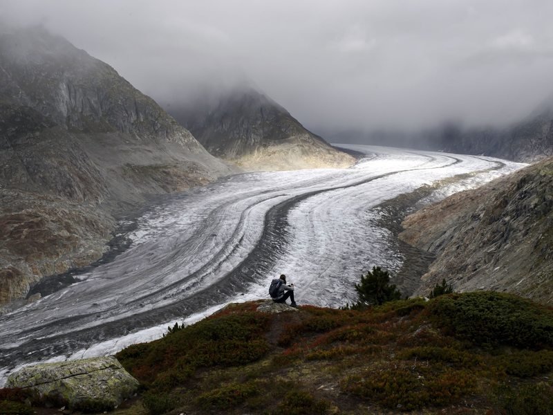 Der Klimawandel sorgt für einen Temperaturanstieg im Permafrost (Archivbild) - Foto: Anthony Anex/KEYSTONE/dpa
